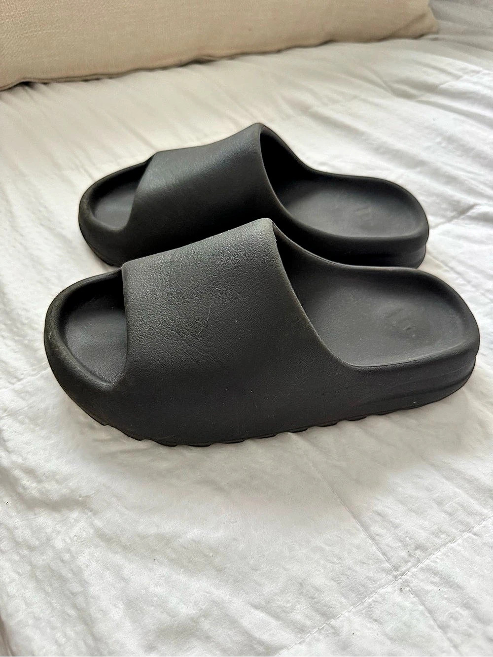 Adidas Yeezy Slide Onyx Black Sandals